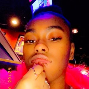 Meet your Posher, Diamond